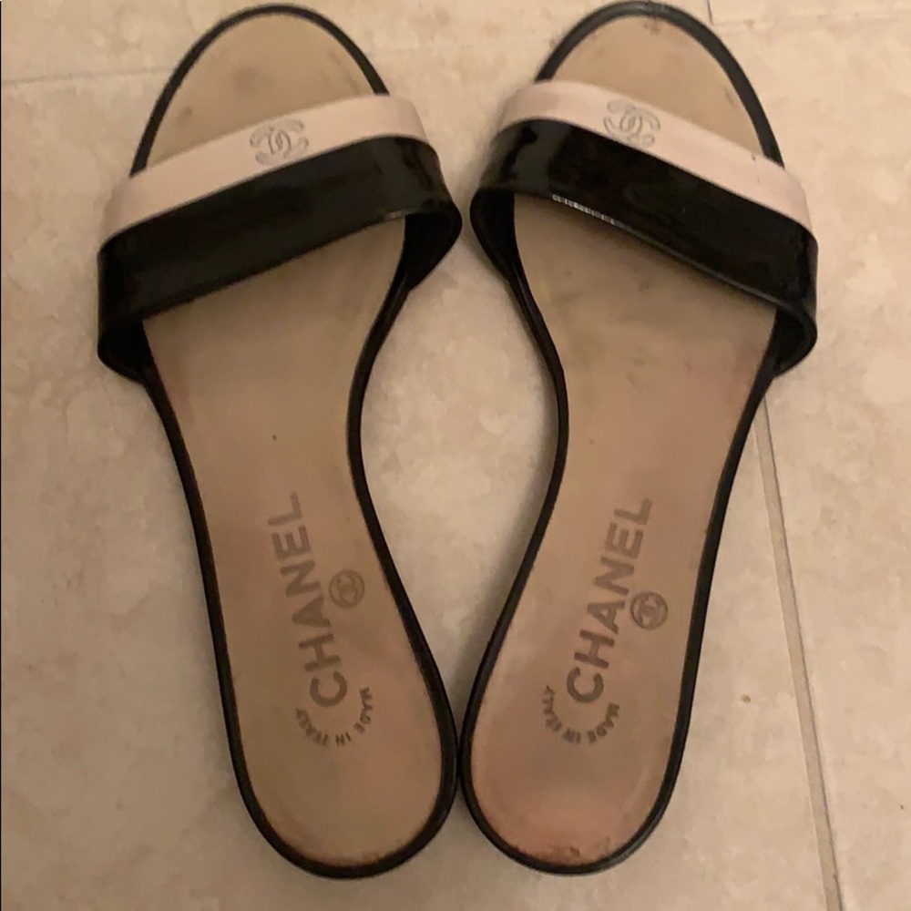 Chanel flats shoes size 37 1/2